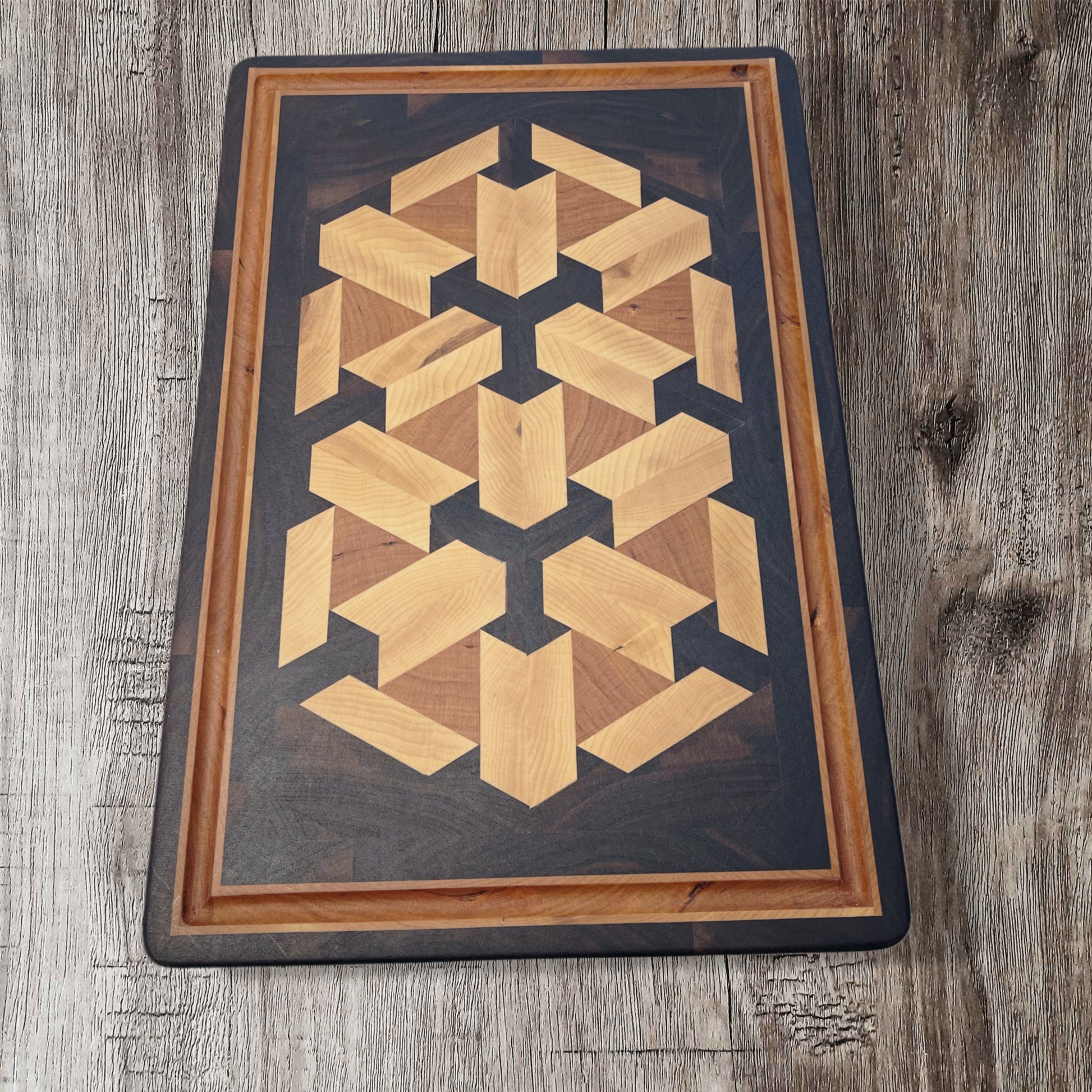 Luxury Charcuterie / Chopping board. For entertaining at home or traveling 